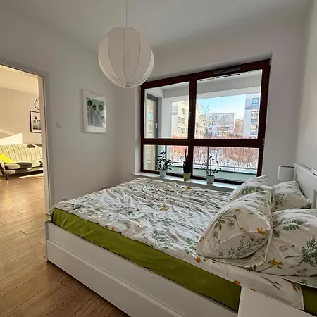 Branickiego 11 Apartmán *